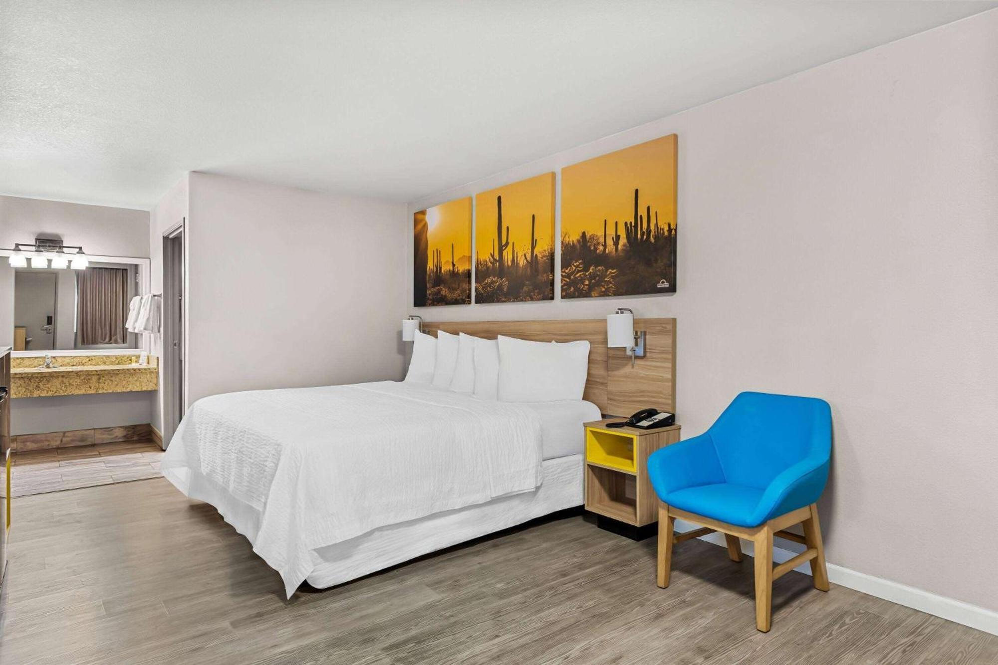 Days Inn By Wyndham Buckeye Kültér fotó