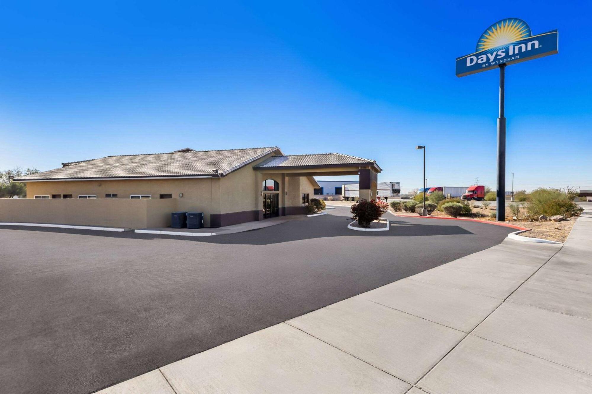 Days Inn By Wyndham Buckeye Kültér fotó